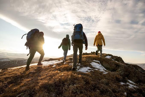 5 Useful Tips for Mountain Hike Preparation
